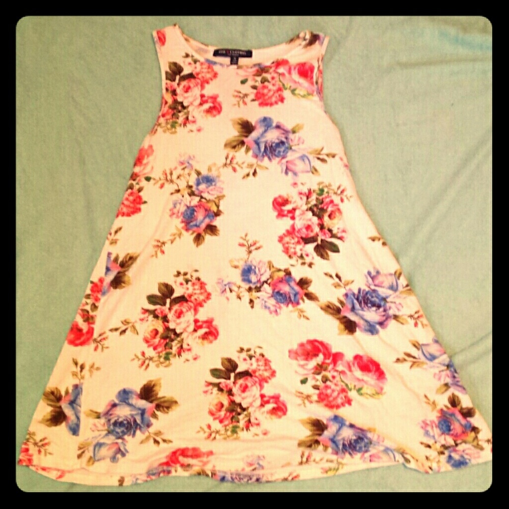 Mini dress